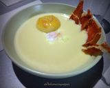Foto del paso 15 de la receta: Crema de cebolla con pan de queso, jamón y huevo poché.Thermomix