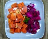 Foto langkah ke 3 dari resep Buah potong toping skm.