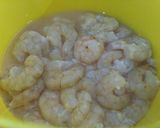 Foto langkah ke 2 dari resep Udang Tepung Simple.