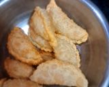करंजी (karanji recipe in Hindi) रेसिपी चरण 7 फोटो