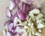 Foto langkah ke 1 dari resep Tumis Cabai Hijau Tomat Hijau dan Teri.