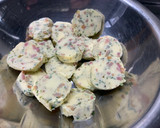Foto del paso 3 de la receta: Tournedós de cordero con mantequilla aderezada y guarnición de setas