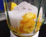 A picture of step 3 of Peach slush.