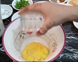 A picture of step 3 of Rice Pancake.