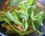 รูปขั้นตอนการทำที่ 2 ของ บุกข้าวราดพริกแกงอกไก่