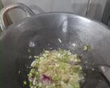 Foto langkah ke 2 dari resep Lumpia Goreng isian Wortel Kecambah.