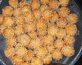 Foto langkah ke 4 dari resep Keciput Wijen.