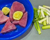 Foto langkah ke 2 dari resep Sate Tuna Sambal Matah.
