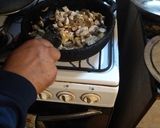 Foto del paso 8 de la receta: Quesadillas de Pollo, Champiñones y Rúcula
