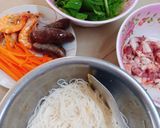 Hình bước làm 2 của món Bún xào thập cẩm