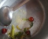 A picture of step 2 of Thai Soup.