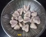 A picture of step 1 of Garlicky Stir Fried Water Chestnut.