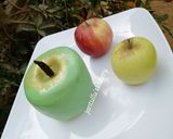 A picture of step 8 of Green Apple cake.