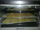 Lidah Kucing Topping Meringue