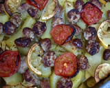 Foto del paso 3 de la receta: Patatas al horno con butifarras y cerveza