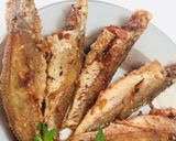 Hình bước làm 3 của món Cá đù chiên tỏi 🐟🐟