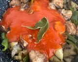Foto del paso 4 de la receta: Costillejas de cerdo con pimiento, berenjena y tomate frito