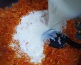A picture of step 3 of Gajar halwa.
