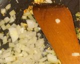 A picture of step 2 of Egg Moong dal tadka.