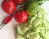 Hình bước làm 1 của món Salad dưa chuột, cà chua