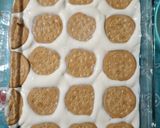 A picture of step 3 of Lime Pie with Maria Cookies.