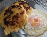 Foto del paso 10 de la receta: Arepas de plátano maduro con "queso" y huevo frito🍳
