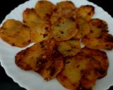 A picture of step 3 of Spicy fried potatoes.