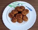 કાચા કેળા ની કટલેટ (Raw Banana Cutlet Recipe In Gujarati) રેસીપી સ્ટેપ4ફોટો