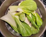 A picture of step 2 of Spicy Kare-Kare.