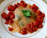 Foto del passaggio 3 della ricetta Ravioli aperti con pomodori e mozzarella di bufala