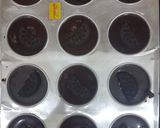 Foto langkah ke 4 dari resep Puding Coklat Oreo Lapis Roti.