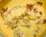 A picture of step 11 of Pakoray ki curry.