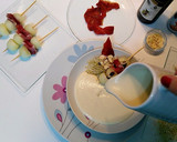 Foto del paso 13 de la receta: Ajoblanco de melón con ensalada de germinados y brocheta de melón con jamón