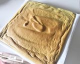 Foto langkah ke 17 dari resep Matcha Swissroll with Cream Cheese Filling.