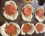 A picture of step 2 of Bento Fluffy Pizza Cups.