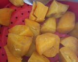 Foto langkah ke 1 dari resep Naam Ubi Kuning khas Palembang.