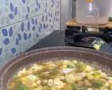 Foto langkah ke 2 dari resep Bubur telur puyuh buncis.