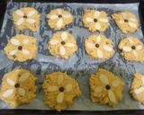 Foto langkah ke 4 dari resep Cookies Oatmeal Sukade.