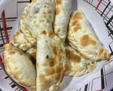 Foto del paso 6 de la receta: Empanadas de pollo y espinaca en la freidora de aire 🤤