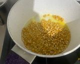 Foto langkah ke 1 dari resep Salted Caramel Popcorn.