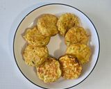 Foto langkah ke 4 dari resep Martabak Mie Telur.
