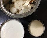 A picture of step 1 of Bread chilla.