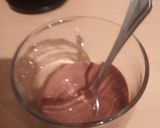 Foto del paso 6 de la receta Bizcocho dúo (leche y capuchino)