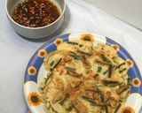 Foto langkah ke 7 dari resep 4. Pancake Korea (Buchujeon).