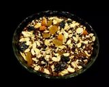 A picture of step 3 of Seeds and Dryfruit Mouth Freshner.