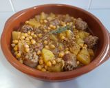 Foto del paso 6 de la receta Garbanzos, patata, chorizo criollo y salsa a base de chimichurri