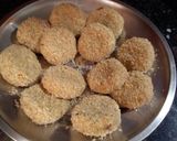 A picture of step 5 of Veg Noodles kababs.