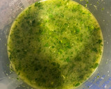 Foto del paso 3 de la receta: Ajo y perejil en aceite