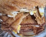 A picture of step 5 of Boiled egg sandwhich.