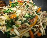 A picture of step 6 of Chow Mein.